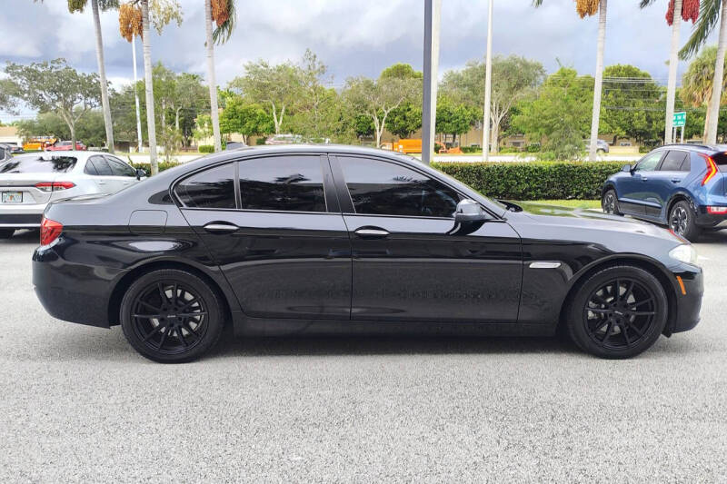 2016 BMW 5 Series 528i