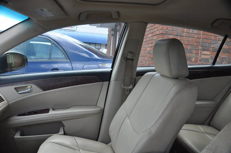 2011 Toyota Avalon Limited