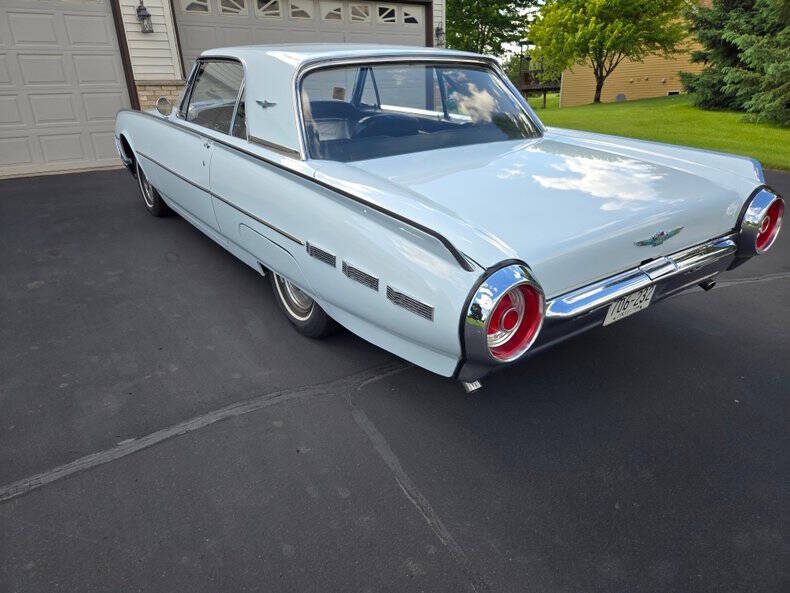 1962 Ford Thunderbird