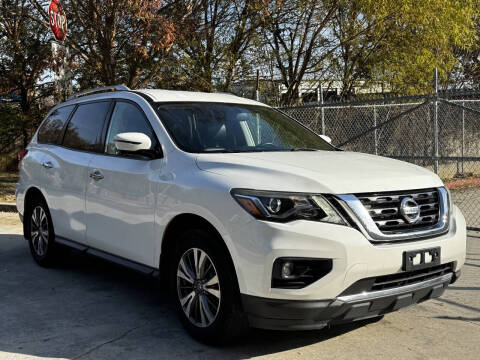 2017 Nissan Pathfinder SL