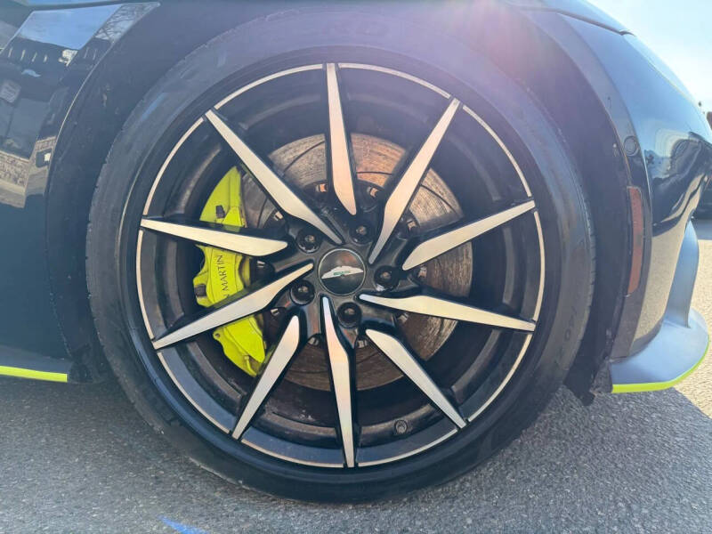 2020 Aston Martin Vantage