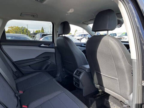 2024 Volkswagen Taos SE 4Motion