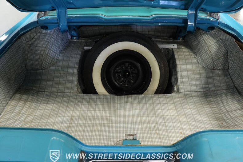 1958 Ford Thunderbird