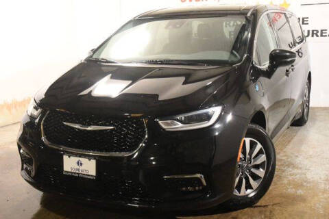 2024 Chrysler Pacifica Plug-In Hybrid Select