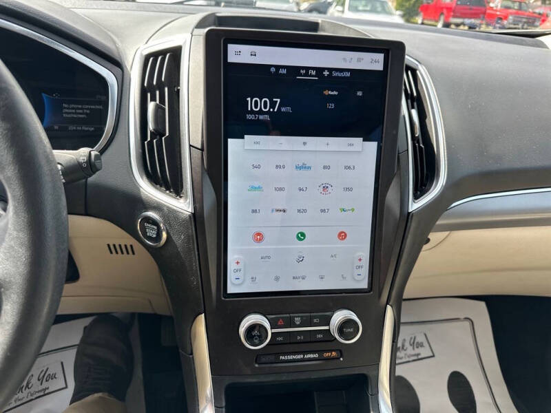 2021 Ford Edge Titanium