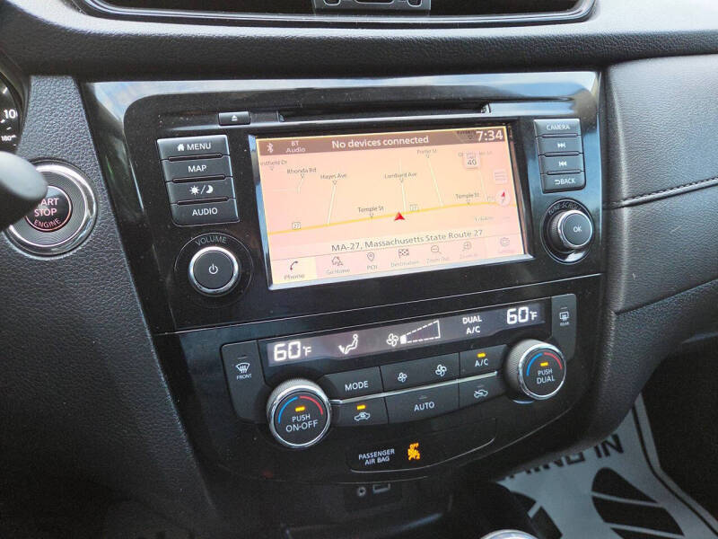 2018 Nissan Rogue SV