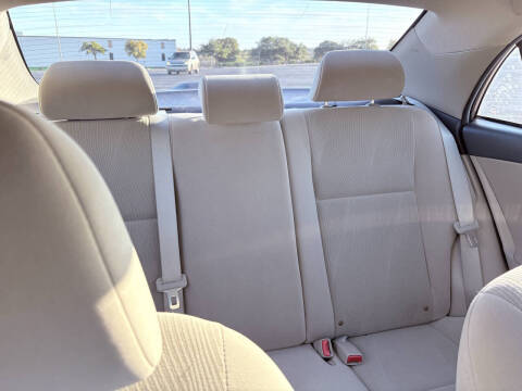 2011 Toyota Corolla LE