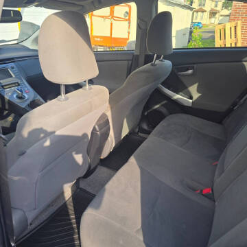 2012 Toyota Prius One