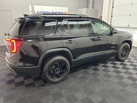 2023 GMC Acadia AT4