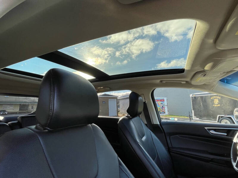 2018 Ford Edge Titanium