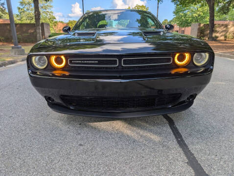 2015 Dodge Challenger SXT