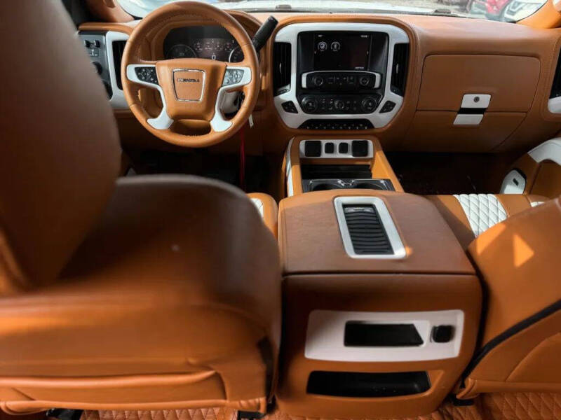 2016 GMC Sierra 2500HD Denali