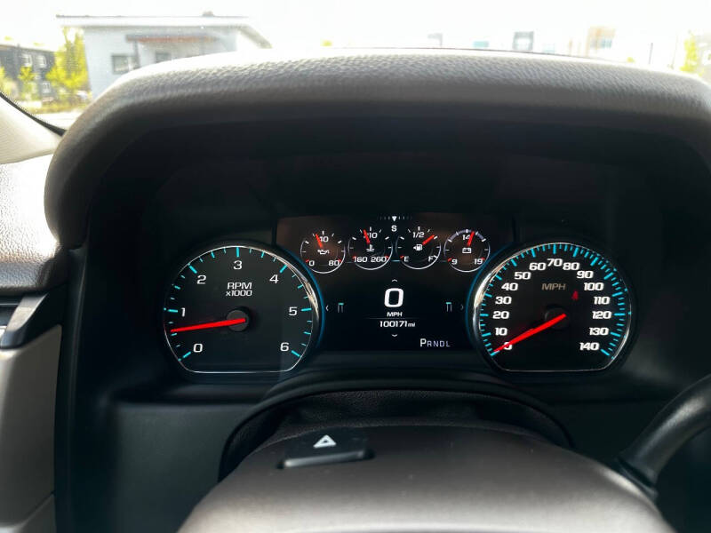 2017 GMC Yukon SLT