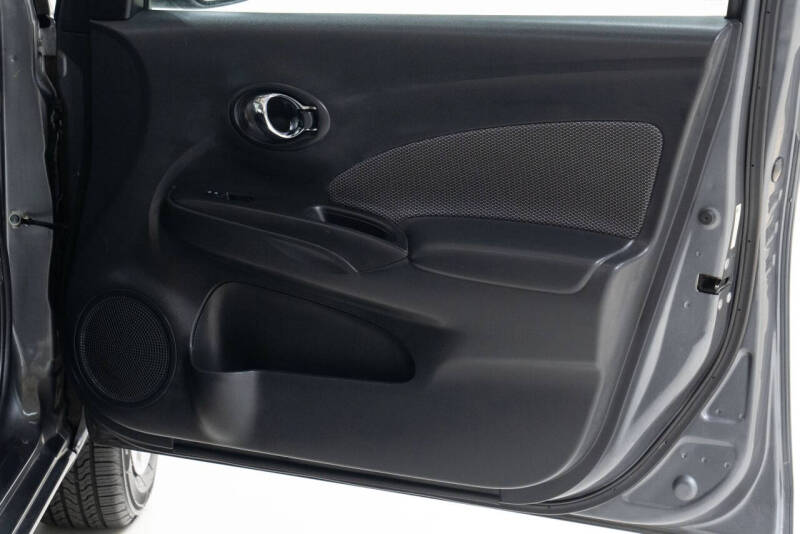 2017 Nissan Versa 1.6 S