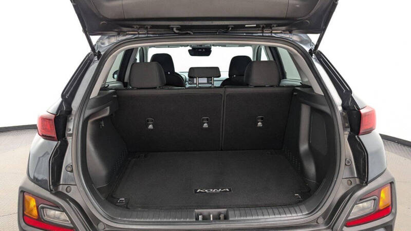 2021 Hyundai Kona SEL Plus