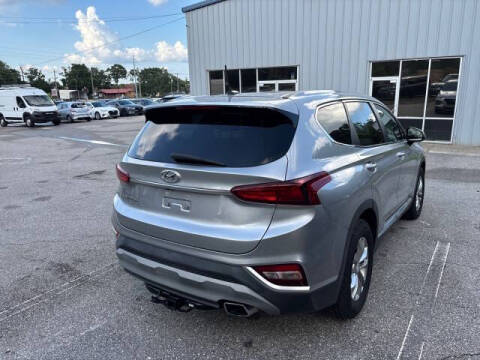 2020 Hyundai Santa Fe SE