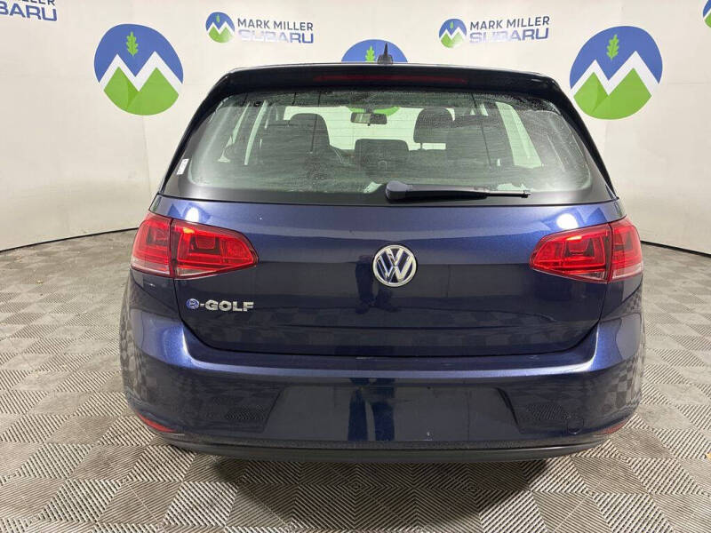 2016 Volkswagen e-Golf SE