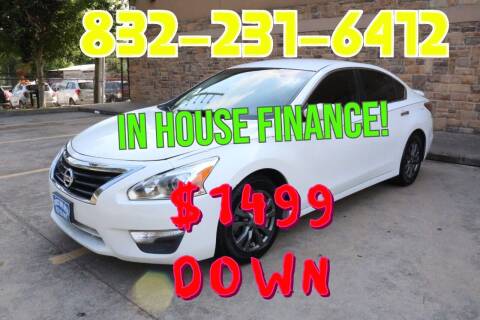 2015 Nissan Altima for sale at Direct One Auto in Houston TX