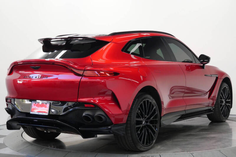 2023 Aston Martin DBX 707
