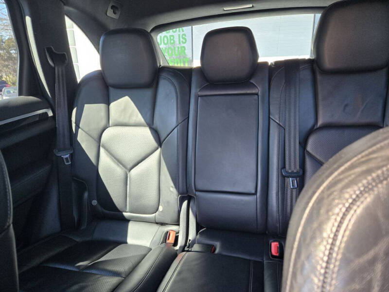 2012 Porsche Cayenne S