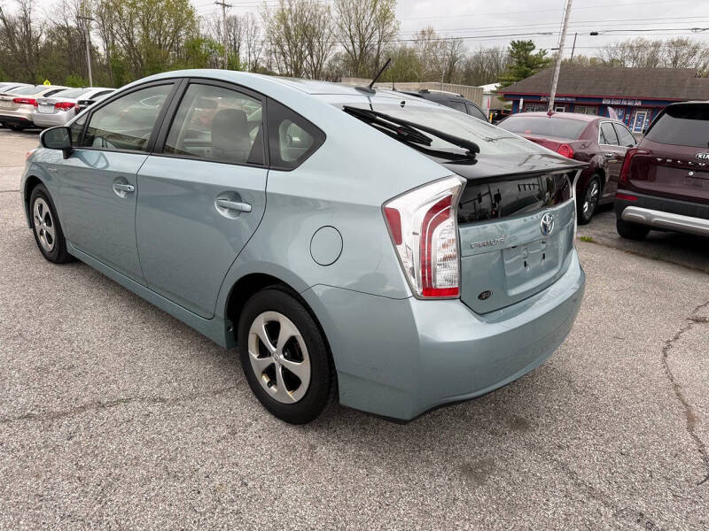 2012 Toyota Prius Three