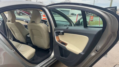 2016 Volvo S60 T5 Inscription Platinum