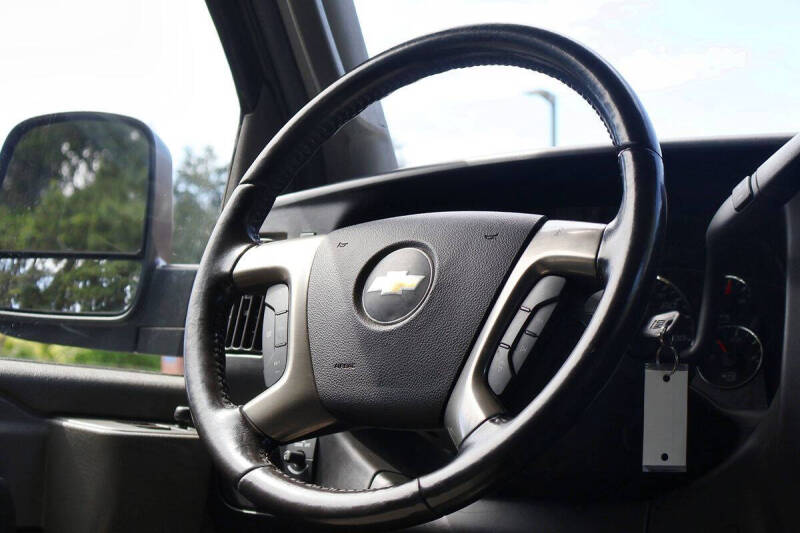 2017 Chevrolet Express 3500