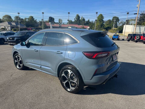 2023 Ford Escape ST-Line Select