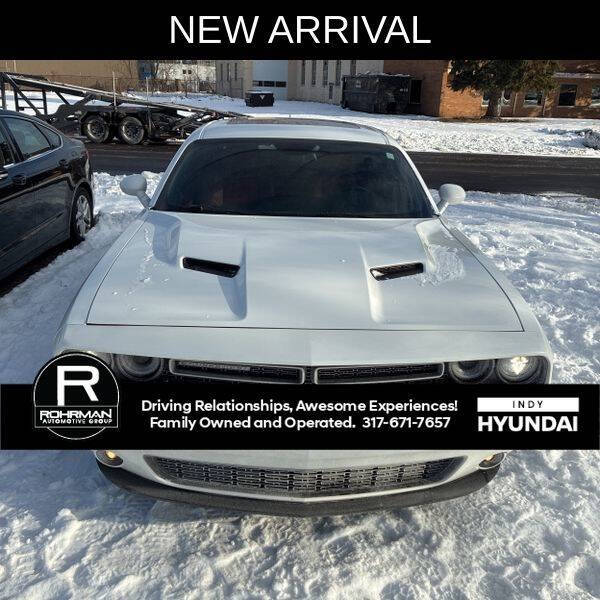 2015 Dodge Challenger SXT Plus