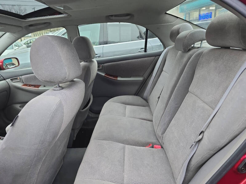 2005 Toyota Corolla LE