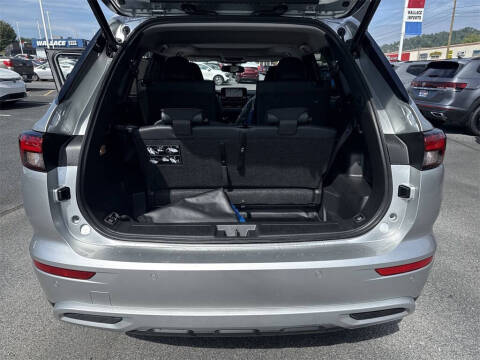 2025 Mitsubishi Outlander PHEV SE