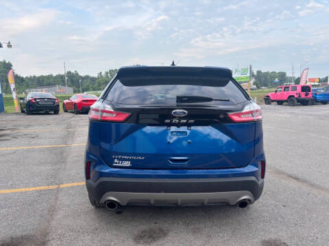 2021 Ford Edge Titanium