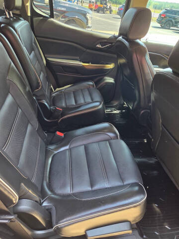 2017 GMC Acadia Denali