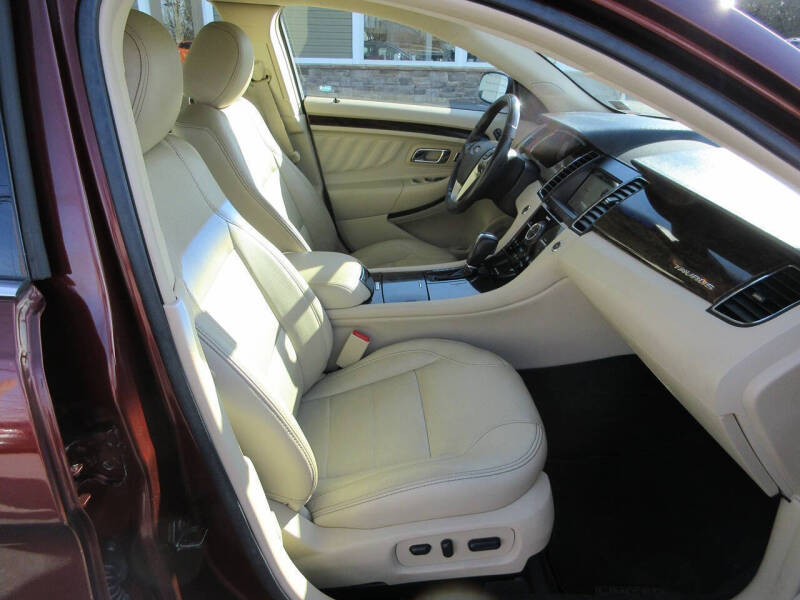 2016 Ford Taurus Limited