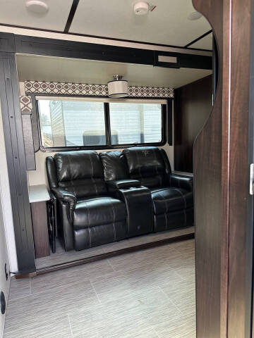 2019 Forest River Tracer 260 KS