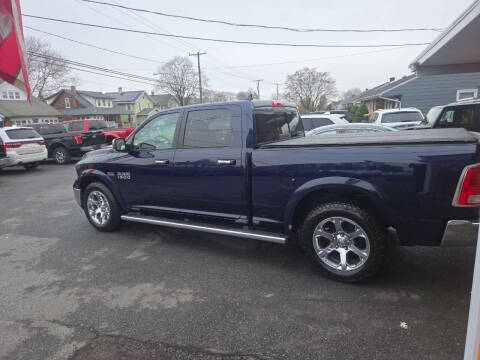 2015 RAM 1500 Laramie