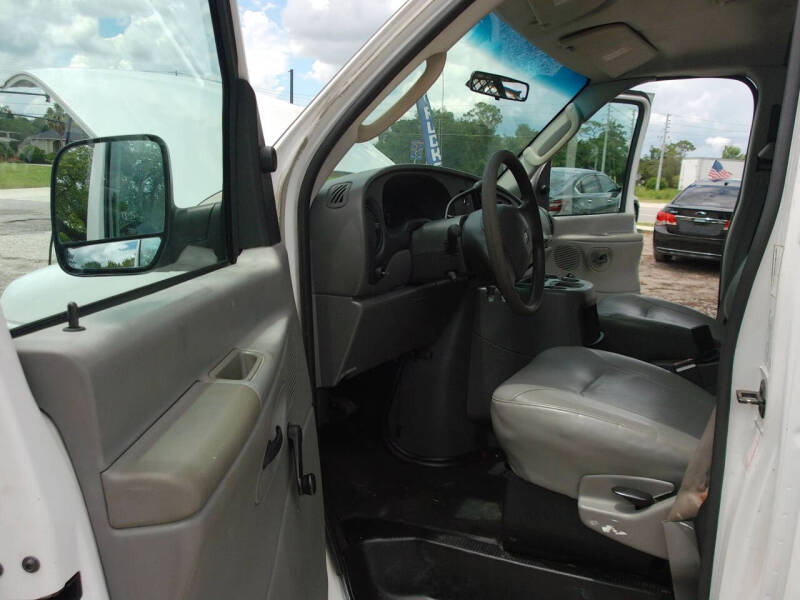 2003 Ford E-Series E-250