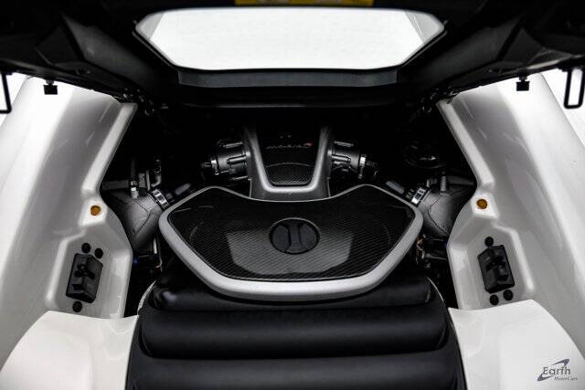 2013 McLaren MP4-12C Spider