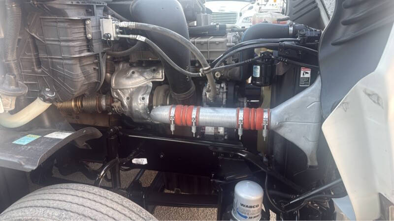 2020 Freightliner Cascadia