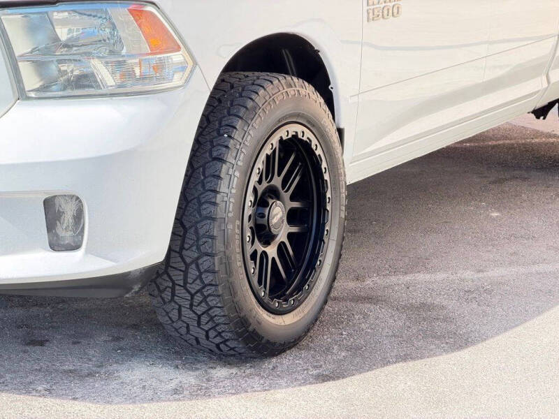 2017 RAM 1500 Express