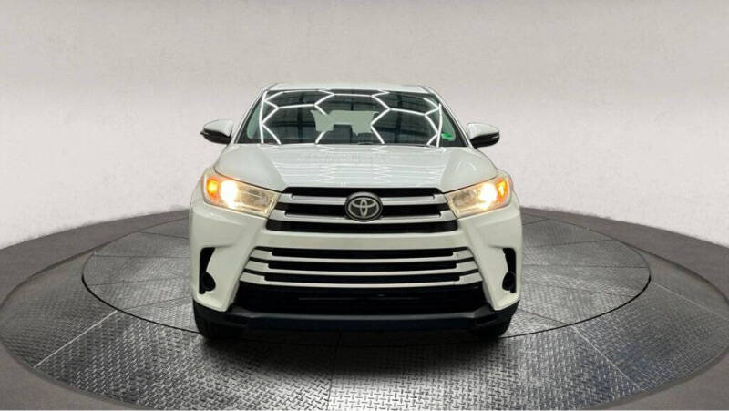 2017 Toyota Highlander LE
