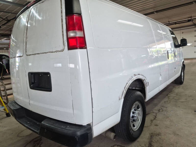2017 Chevrolet Express 3500