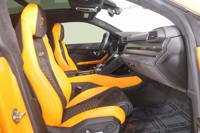 2021 Lamborghini Urus