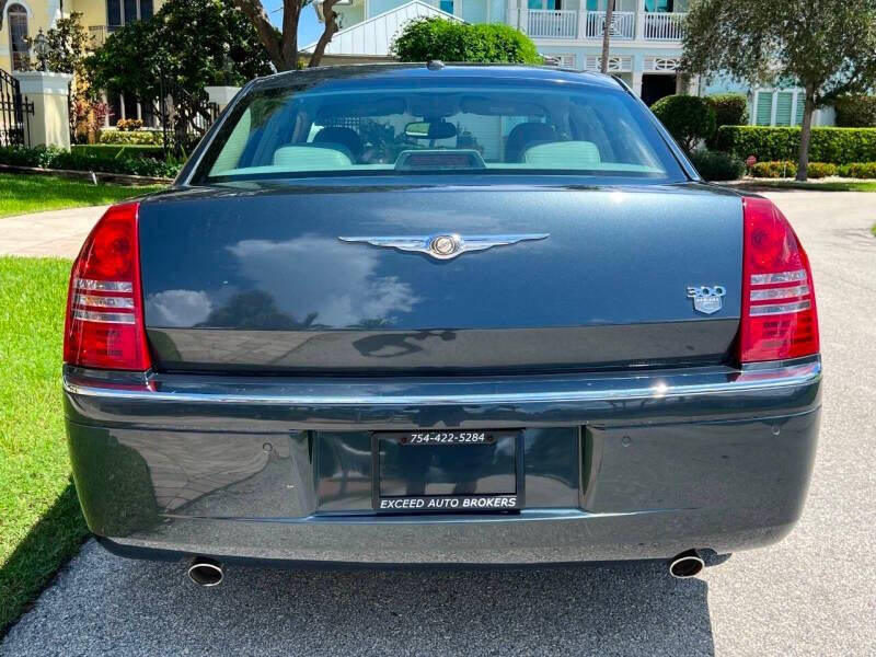 2007 Chrysler 300 for sale at B2 AUTO SALES in Pompano Beach, FL