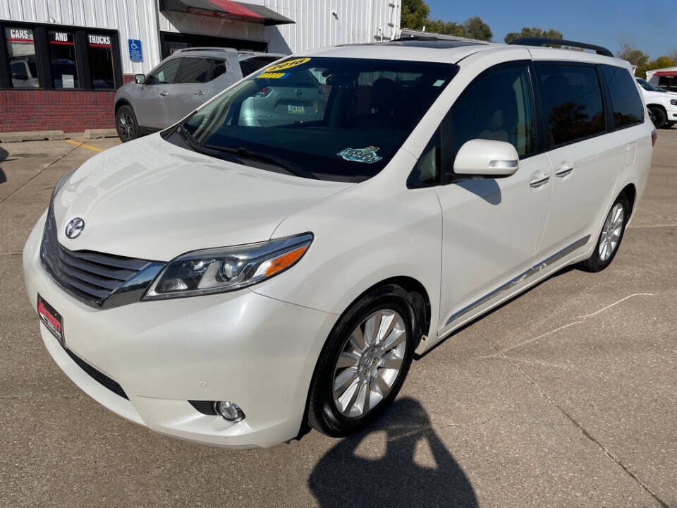 2016 Toyota Sienna for sale at Martinson's Used Cars in Altoona, IA