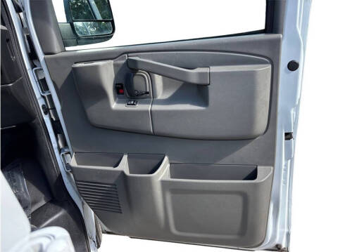 2017 Chevrolet Express 2500