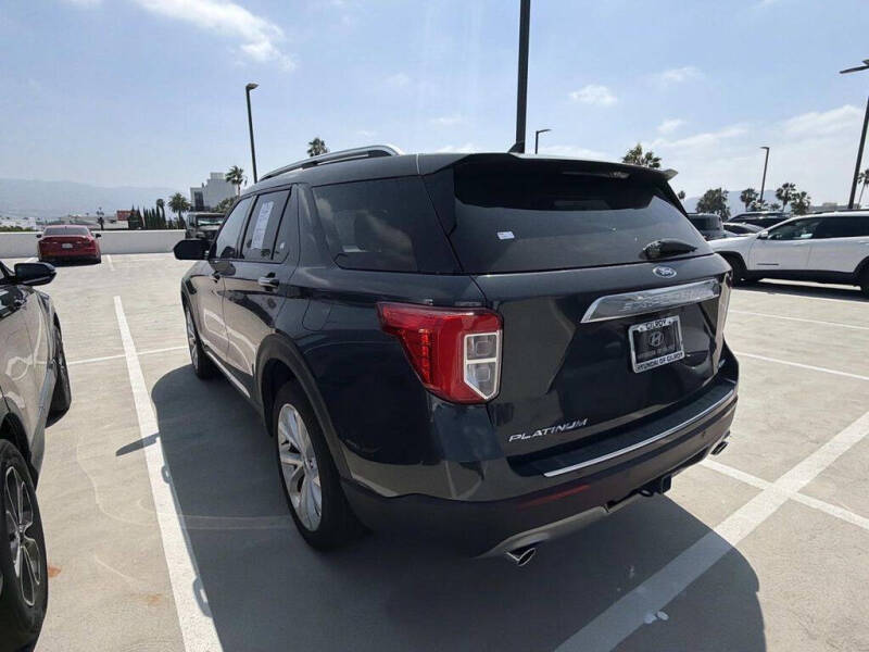 2023 Ford Explorer Hybrid Platinum