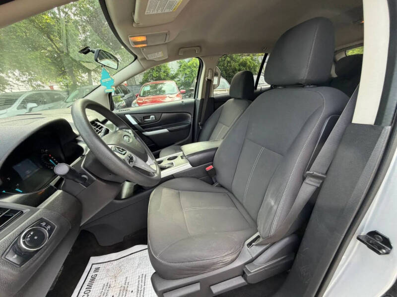 2012 Ford Edge SE