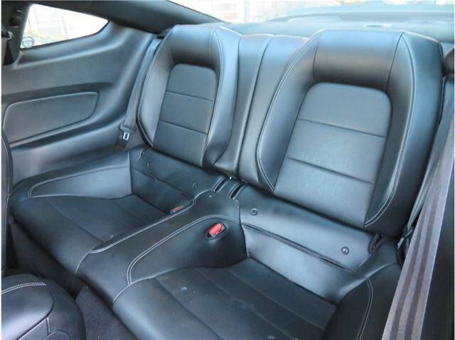 2022 Ford Mustang Mach 1