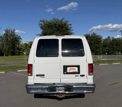 2012 Ford E-Series E-350 SD XLT